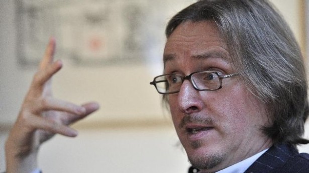 Peter-de-Caluwe-via-AFP-615x345